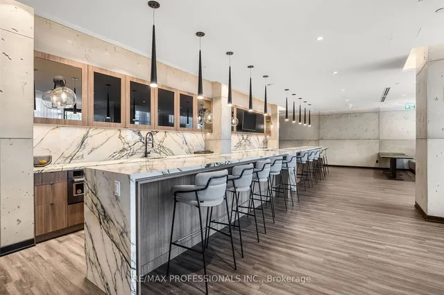 Additional image 26 of 251 Manitoba St Unit 414