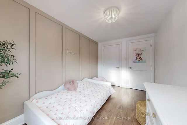 Additional image 24 of 605 Churchill Ave