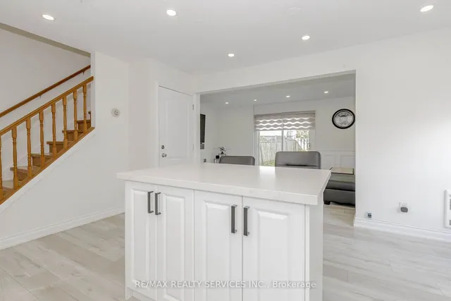 Additional image 7 of 13 Greenbush Crt