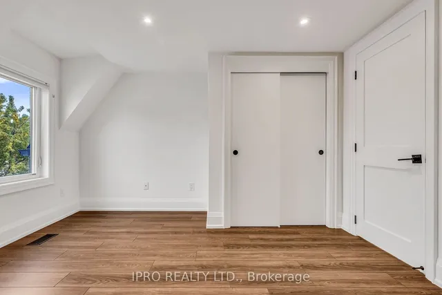 Additional image 15 of 323 Mortimer Ave