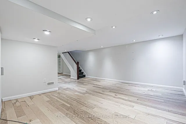 Additional image 23 of 10 Wolfrey Ave