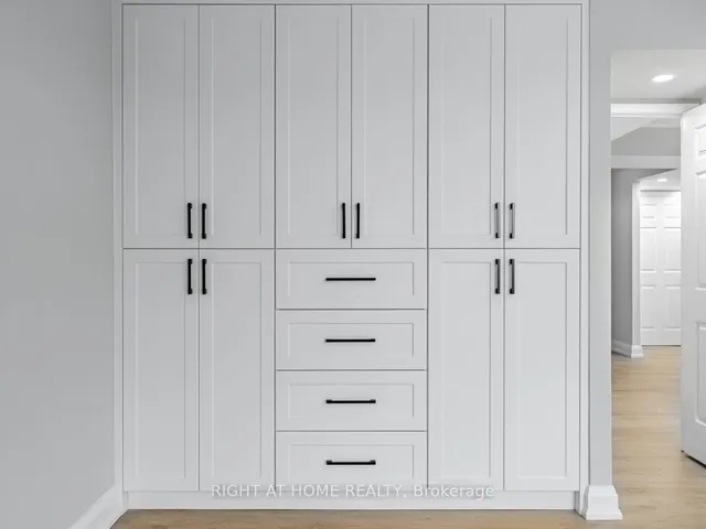 Additional image 27 of 55 KINGSBRIDGE GARDEN Circ Unit 312