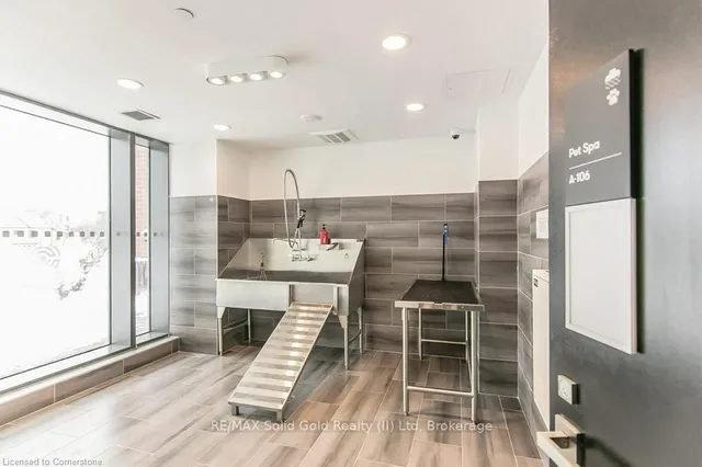 Additional image 37 of 5 Wellington St Unit 1607