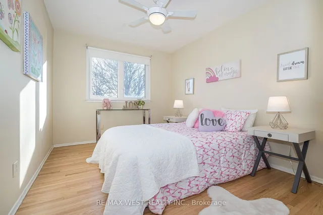 Additional image 14 of 42 Sir Raymond Dr