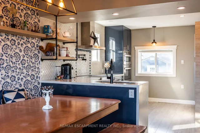 Additional image 17 of 735 Beach Blvd