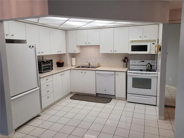 Additional image 11 of 495 Highway 8 Unit 404