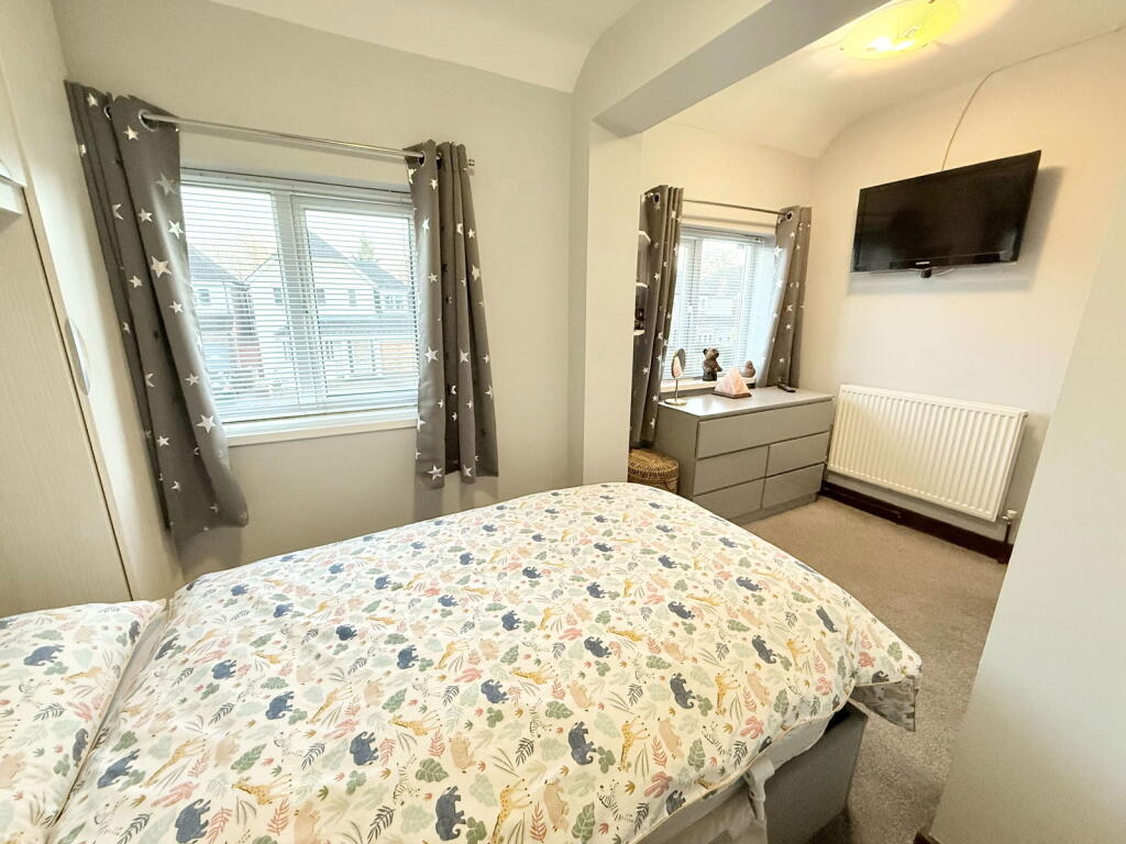 Additional image 16 of Hazeloak Road, Shirley