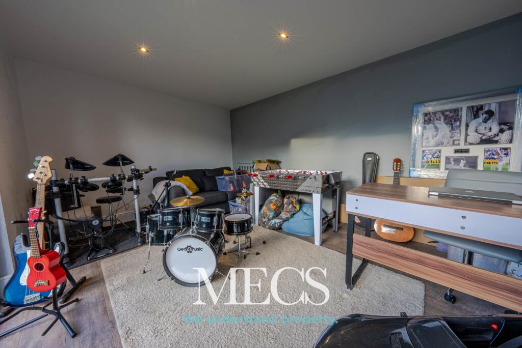 Additional image 26 of Edward Road, Oldbury, West Midlands, B68 0LY