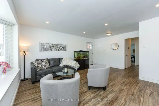 Additional image 10 of 208 Riverplace Cres