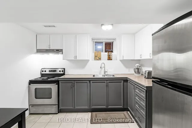 Additional image 8 of 3280 Cawthra Rd