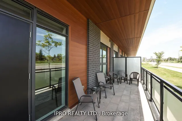 Additional image 21 of 95 Dundas St W St Unit 004