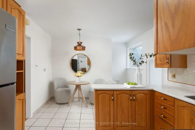 Additional image 10 of 1106 Falgarwood Dr