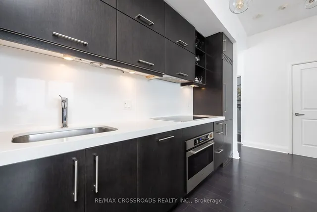 Additional image 7 of 1080 Bay St Unit 4509