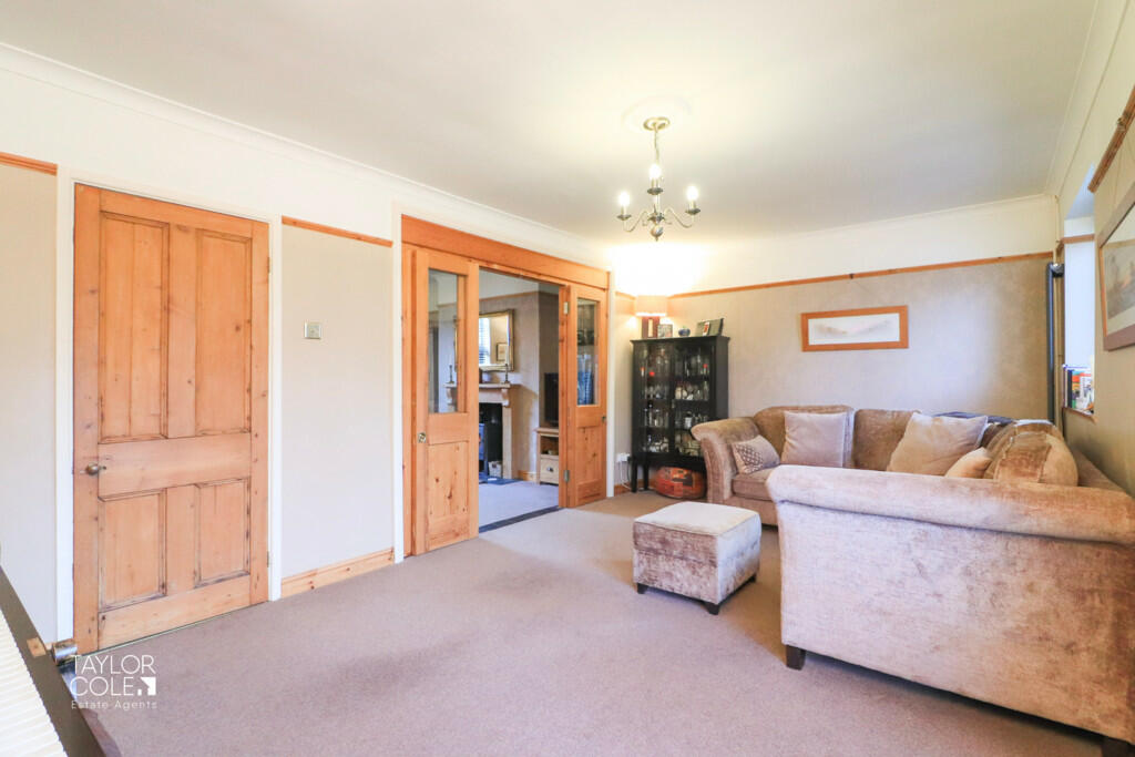 Additional image 35 of Victoria Road, Tamworth