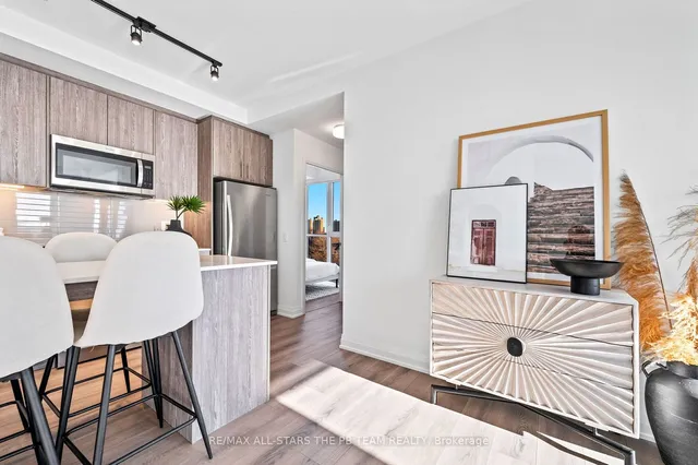 Additional image 28 of 286 Main St Unit 411