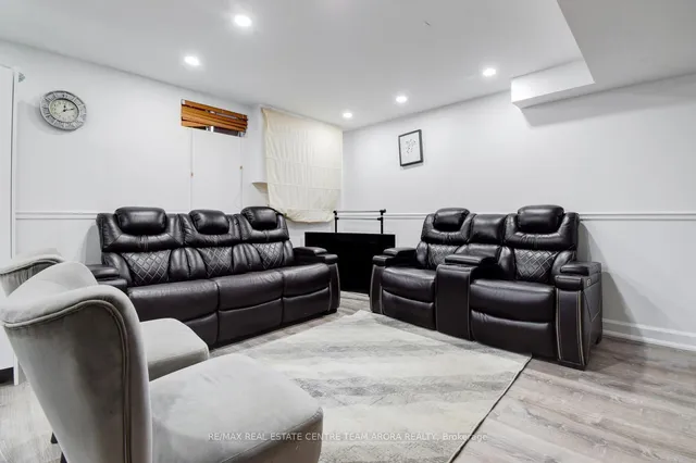 Additional image 28 of 47 Desert Sand Dr