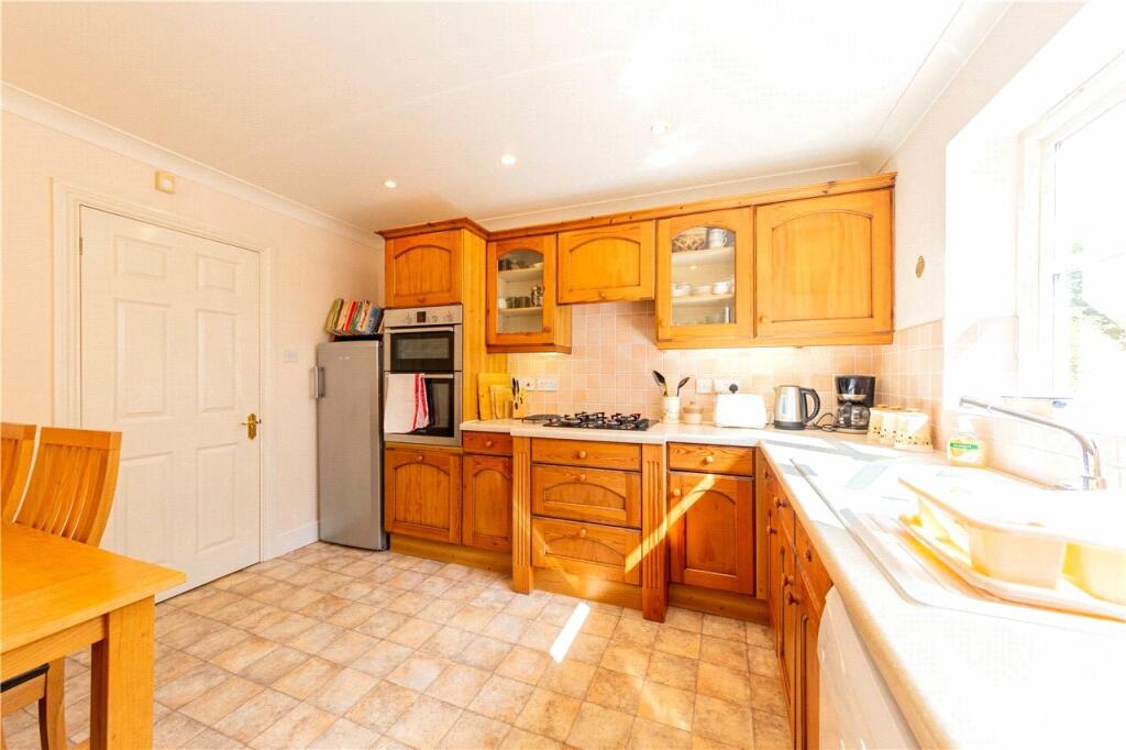 Additional image 7 of Tithe Barn Close, St. Albans, Hertfordshire, AL1