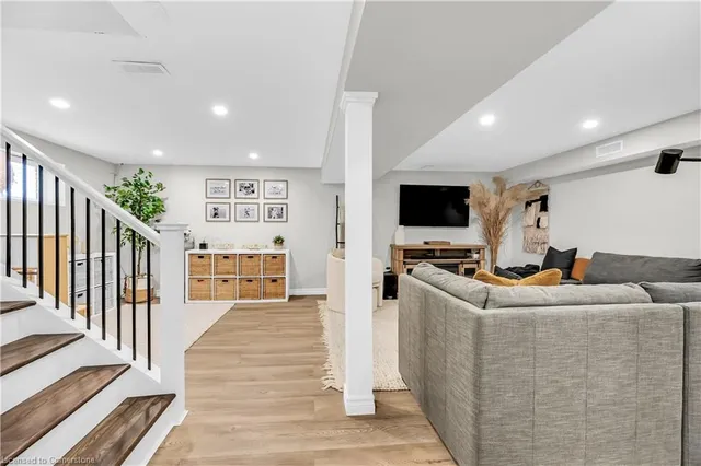 Additional image 29 of 367 East 28th St