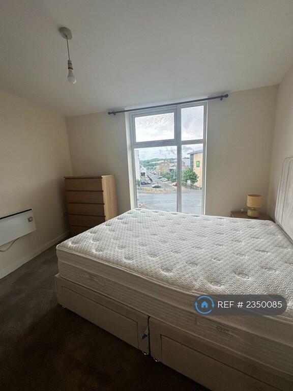 Additional image 4 of Leeds Road, Bradford, BD1