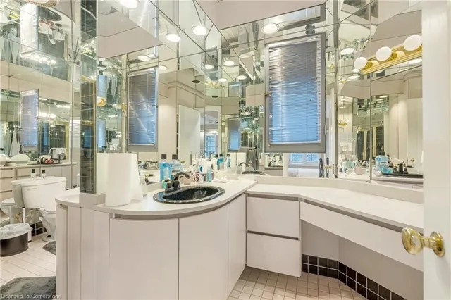 Additional image 29 of 4 Forsyth Ave