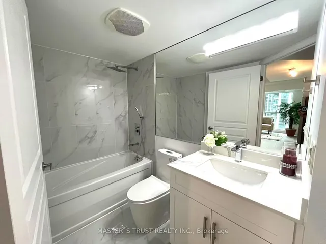Additional image 14 of 18 Yonge St Unit 1213