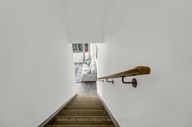 Additional image 21 of 250 Lagerfeld Dr Unit 11