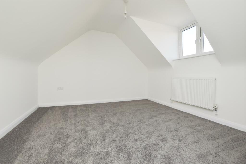 Additional image 5 of High Street, London Colney