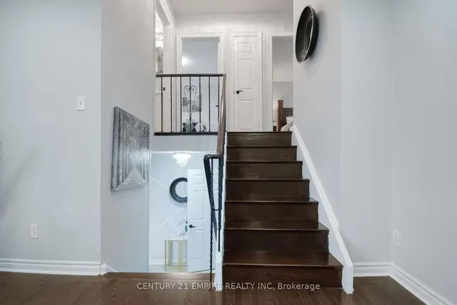 Additional image 15 of 29 Flowertown Ave Brampton Ave