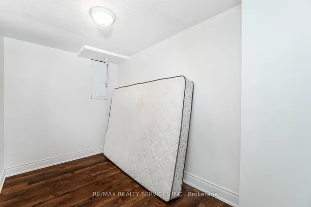 Additional image 28 of 277 Centre St