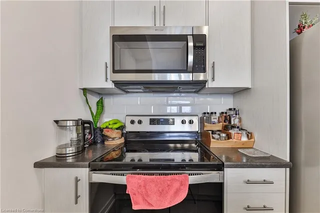 Additional image 14 of 470 Dundas St Unit 307