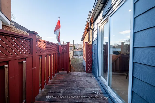 Additional image 38 of 20 Walter Ave