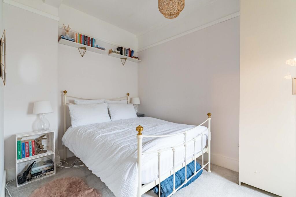 Additional image 5 of London Road, St Albans, Herts, AL1