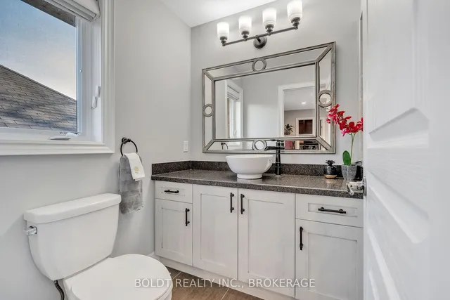 Additional image 24 of 47 Lorupe Crt