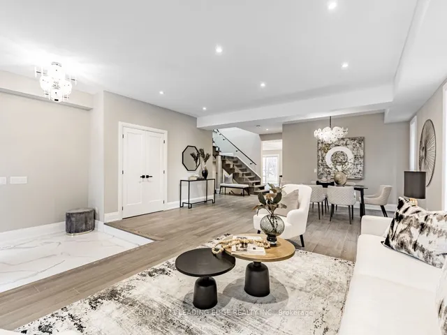 Additional image 7 of 19 DONALDA Cres