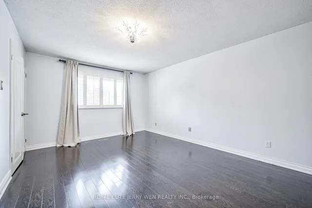 Additional image 13 of 10 Mellowood Dr