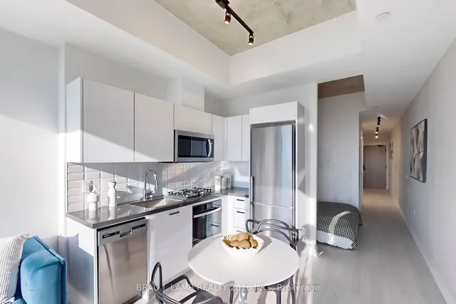 Additional image 12 of 195 McCaul St Unit 723