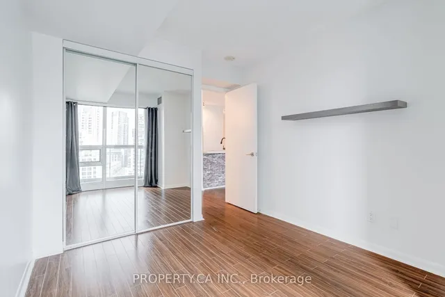 Additional image 17 of 219 Fort York Blvd Unit 1204