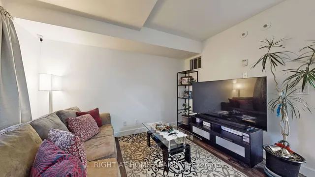 Additional image 8 of 3043 Finch Ave Unit 1016