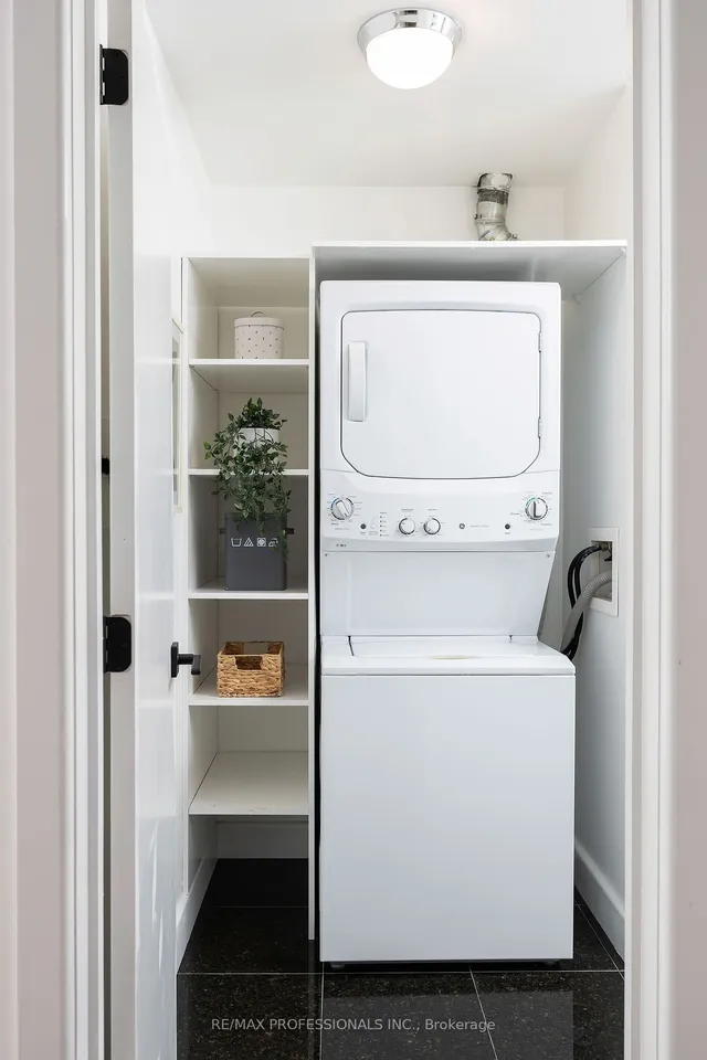 Additional image 30 of 235 Medland St Unit 207