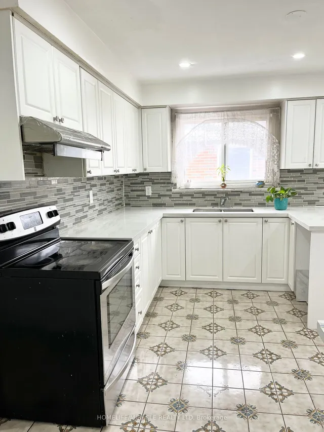 Additional image 8 of 3323 Jolliffe Ave