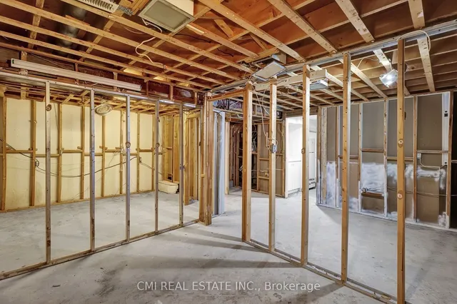 Additional image 26 of 270 TIMBERBANK Blvd Unit 6