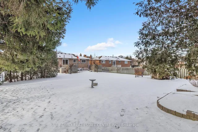 Additional image 38 of 19 Meadowland Gate