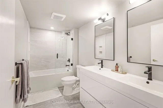 Additional image 29 of 21 Pirandello St Unit 1225