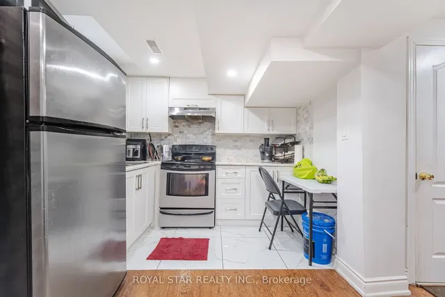 Additional image 32 of 114 Penbridge Circ