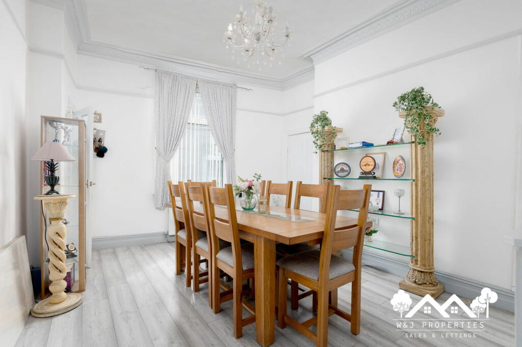 Additional image 5 of Blackburn Road, Darwen, BB3