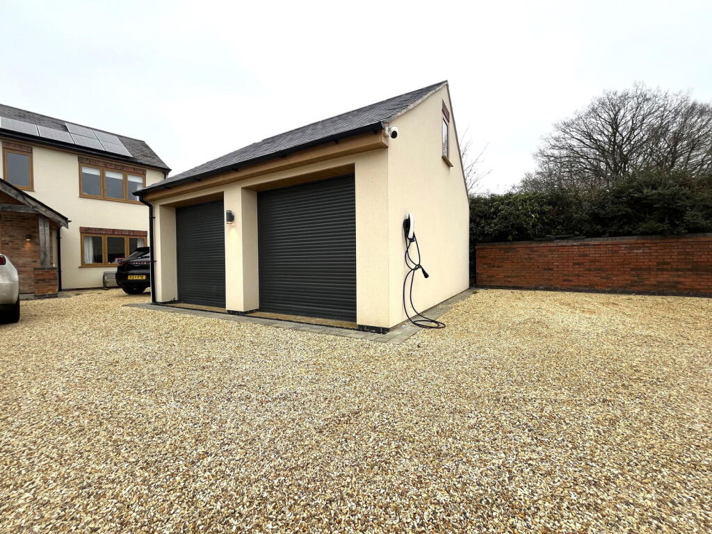 Additional image 40 of Crumpfields Lane, Webheath, Redditch