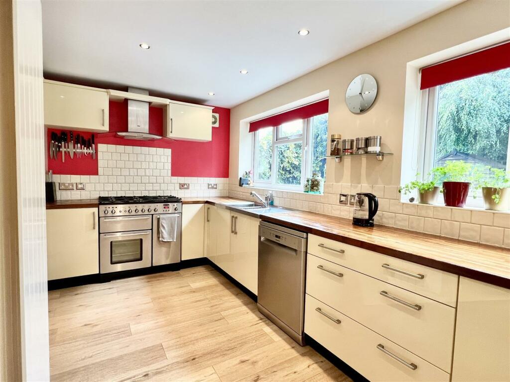 Additional image 12 of Mission Close, Cradley Heath