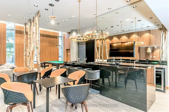 Additional image 12 of 161 Roehampton Ave Unit 3611