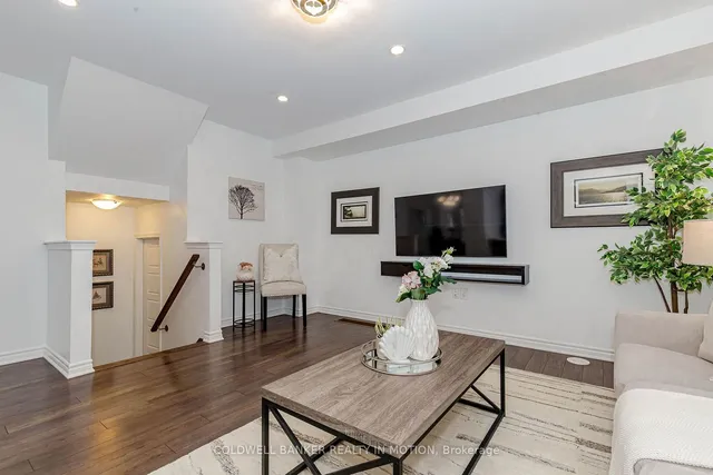 Additional image 15 of 1151 Duignan Cres