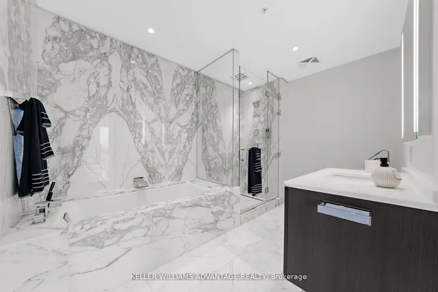 Additional image 20 of 180 University Ave Unit 2104